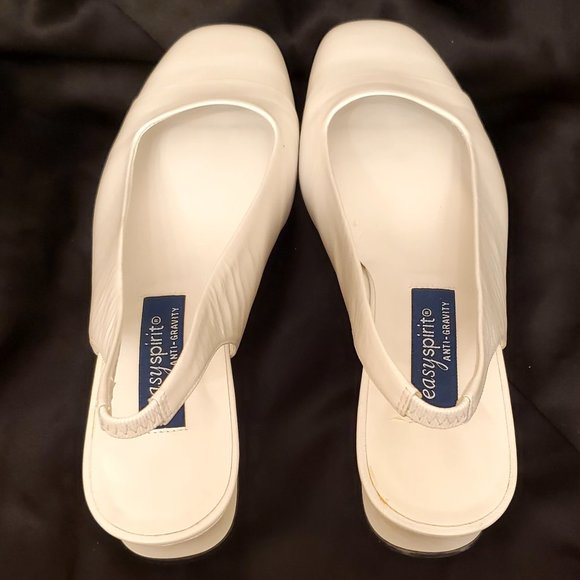 EASY SPIRIT  Anti-Gravity White kid pump with sling strap Size 8.5 W New… - Picture 4 of 11